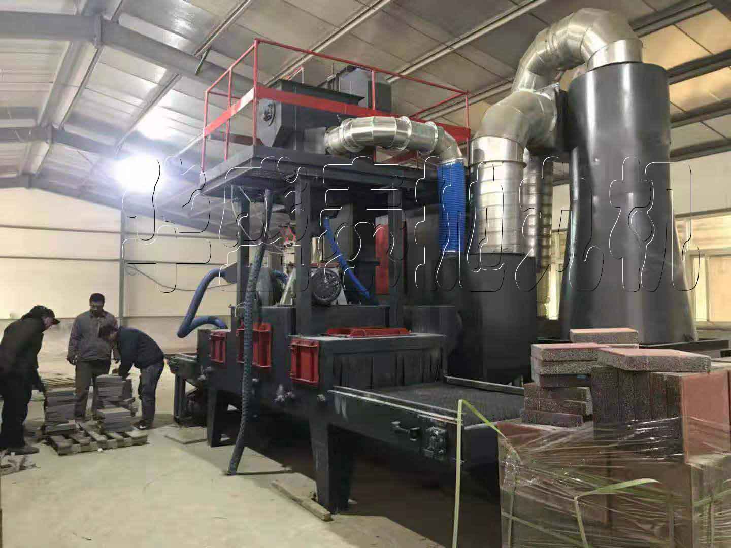 hst履帶通過式拋丸機的優勢有哪些？