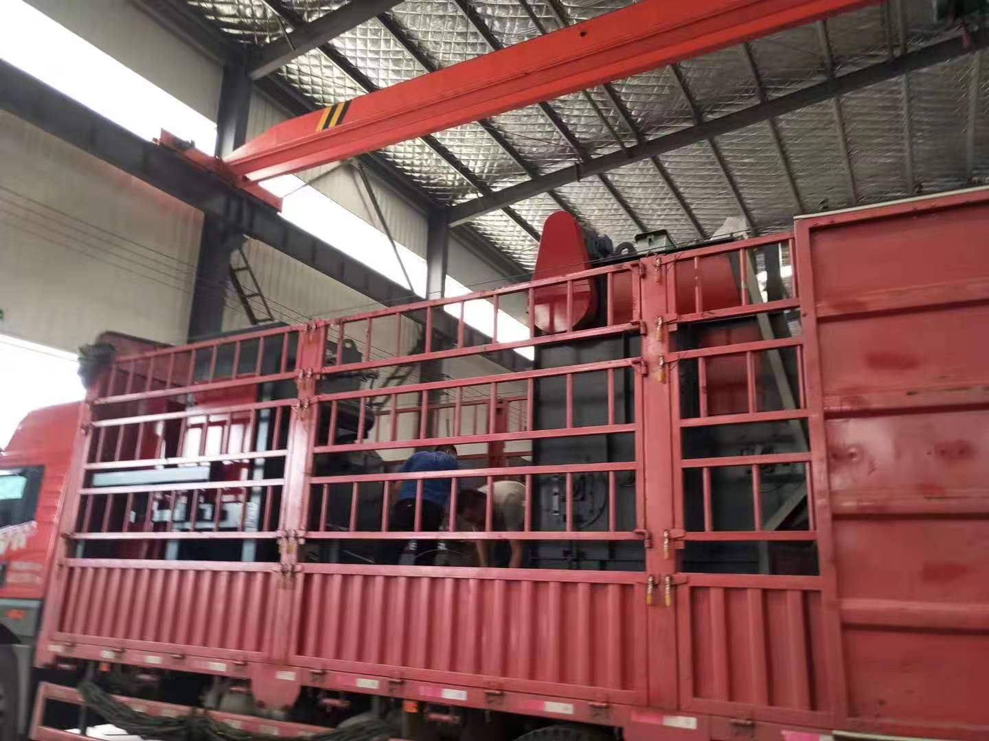 佳木斯市吊鉤式拋丸機_佳木斯市吊鉤式拋丸除銹清理機_佳木斯市吊鉤式噴砂機_佳木斯市吊鉤式噴丸設備有哪些優點？